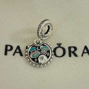 Pandora Halloween 2023 Haunted Mansion Hitchhiking Ghosts Charm